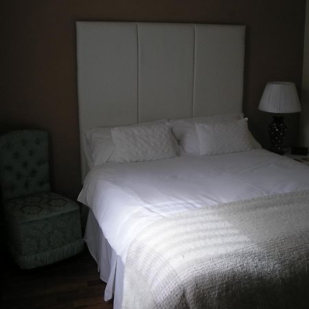 Benton House Bed and Breakfast Huntspill Exteriör bild
