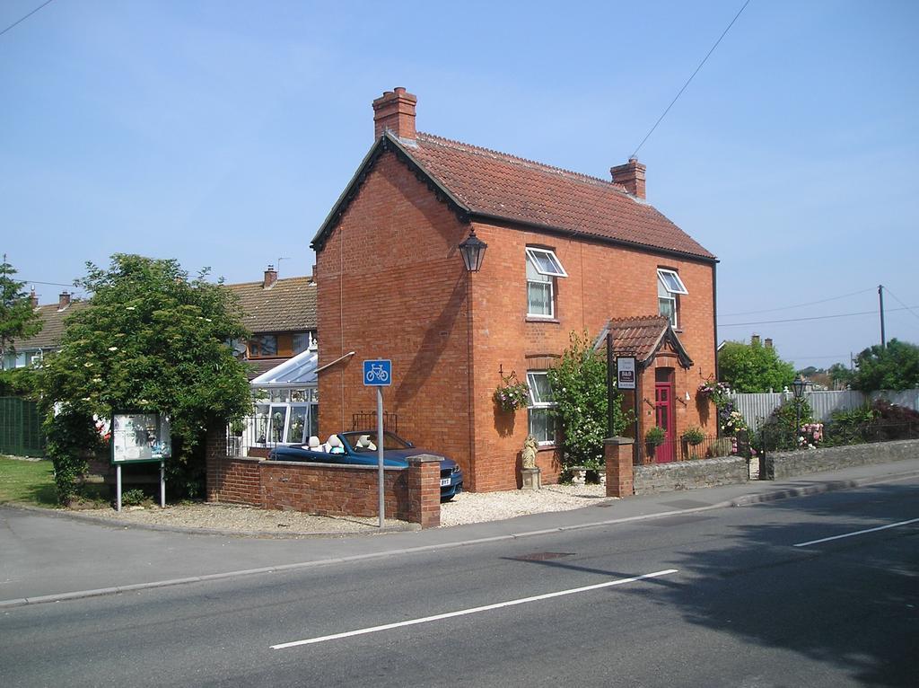 Benton House Bed and Breakfast Huntspill Exteriör bild